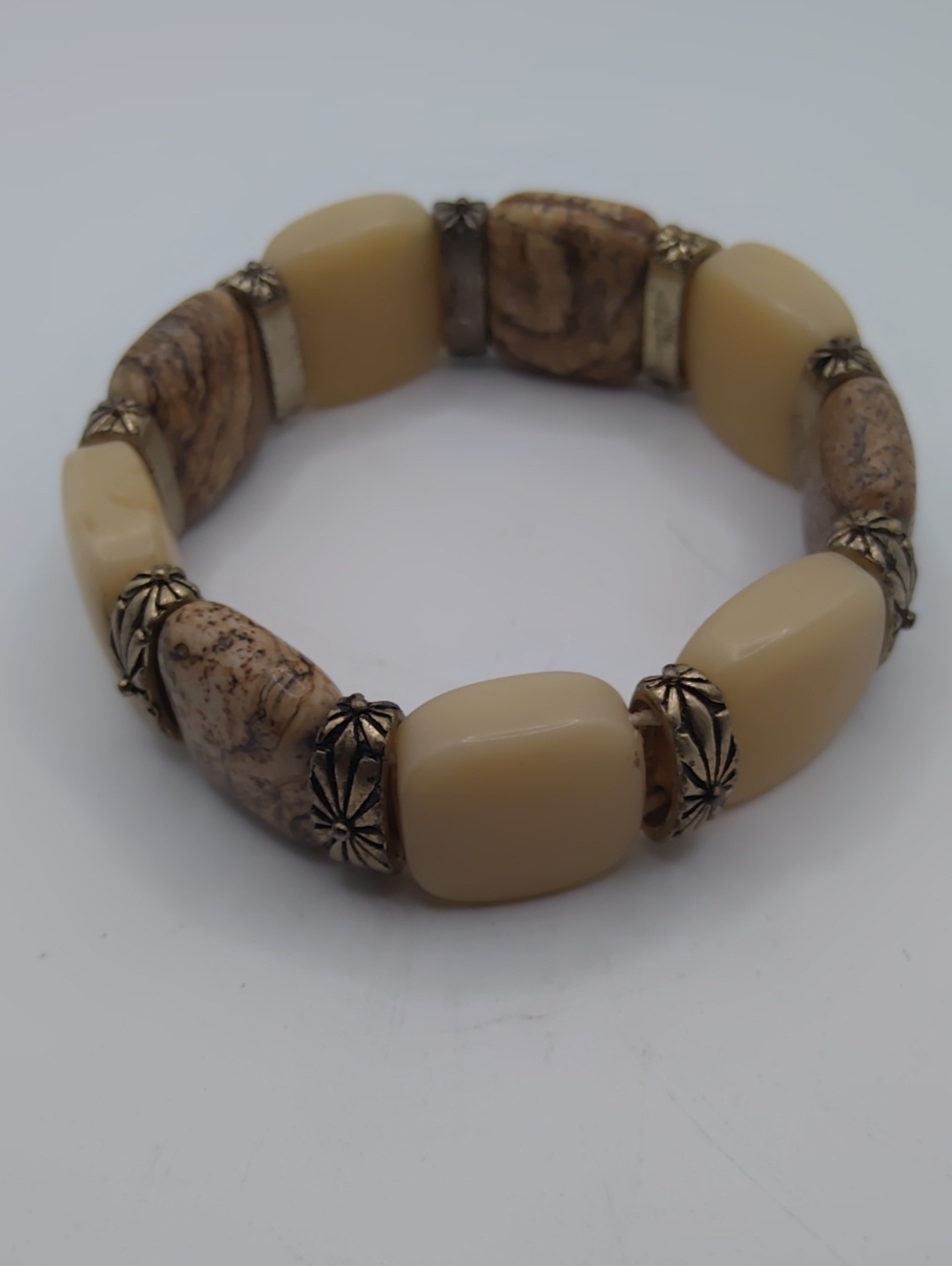 Monet Picture Jasper And Lucite Stretch Bracelet Rare Vintage